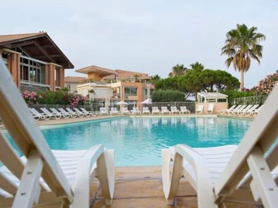 Port Frejus Cap Hermes Vue Mer Et Port Pieds Dans L'Eau Piscine Pkg Buitenkant foto